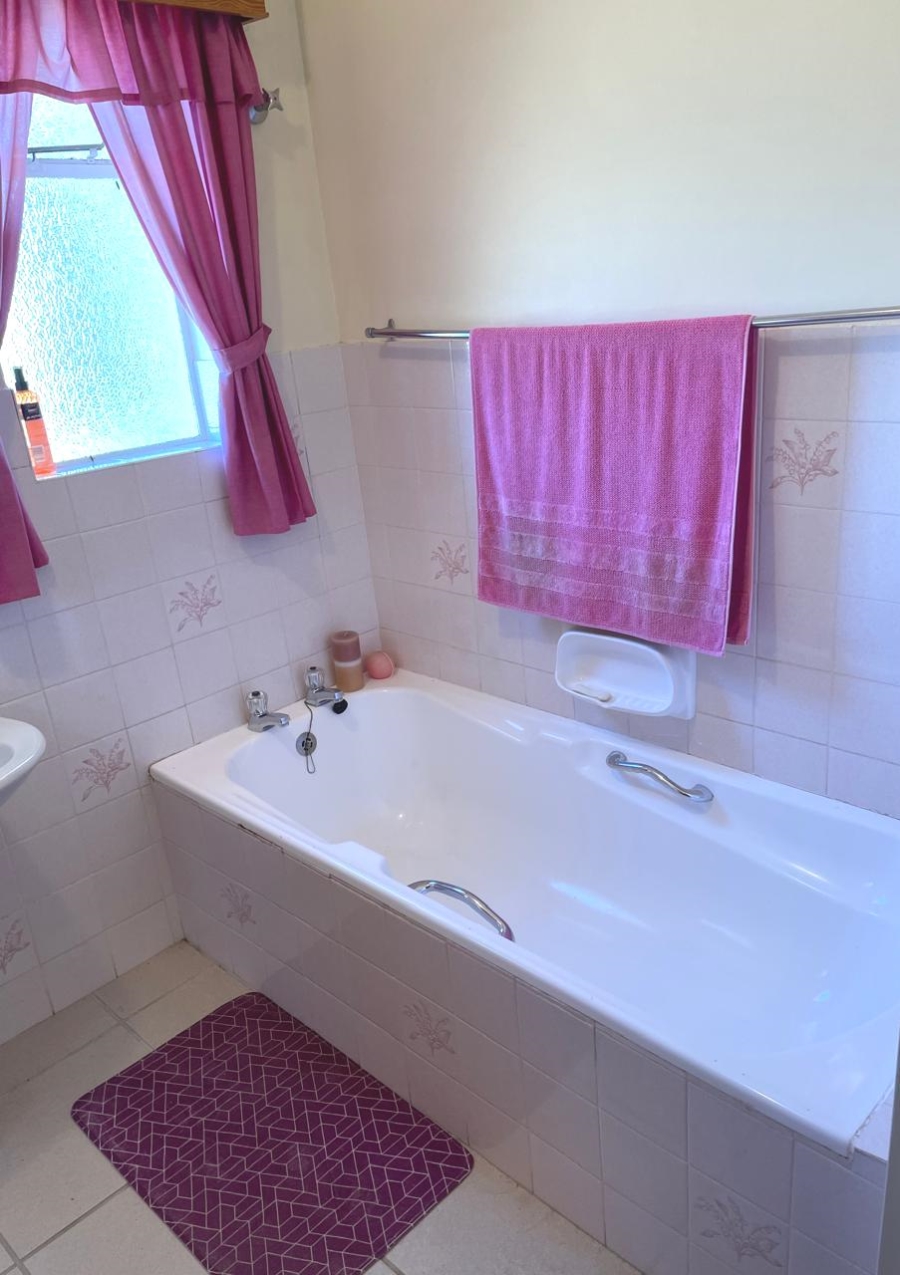 3 Bedroom Property for Sale in Riebeek West Western Cape